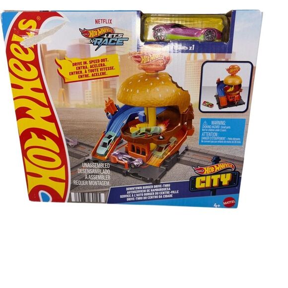 Nwt hot wheels downtown Burger drive-through 2022 edition - Picture 1 of 2